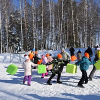 Командная игра на снегу в зимнем лагере «Хроники Лагуны»